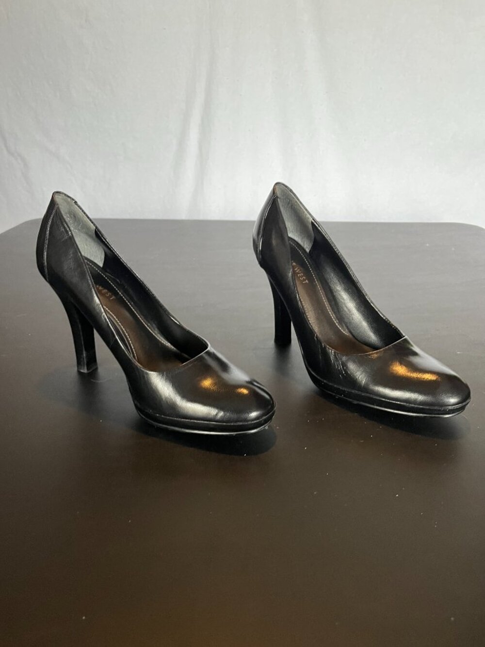 Nine West Size 8M Korinneo Black Leather Heels